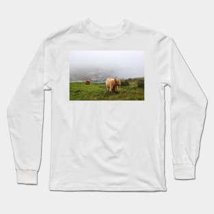 Highland cows on the misty coast of Islay, Scotland Long Sleeve T-Shirt
